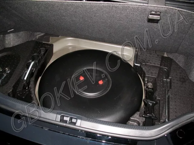 Газовый баллон на Toyota Camry 2.5- V55 BRC