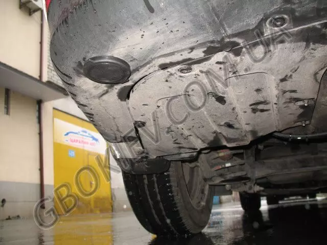 Zapravochnoye-ustroystvo-na-Kia-Ceed-1-6