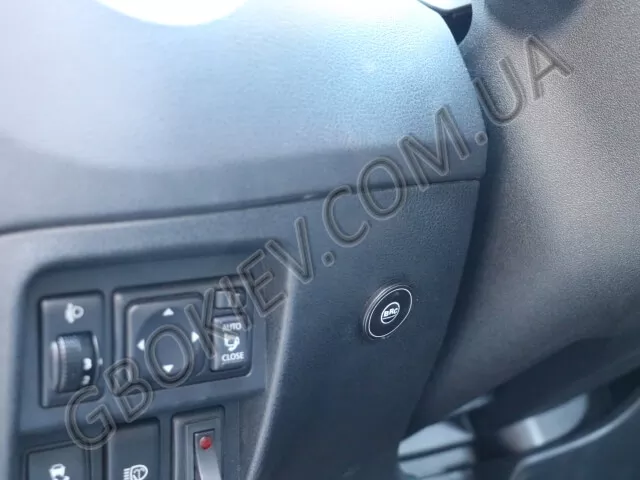 Переключатель вида топлива на Nissan Juke 1.6 BRC