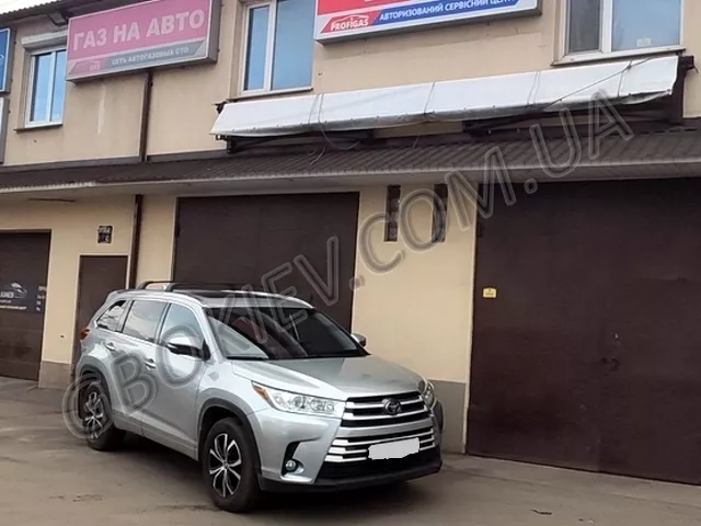 Ustanovka-Gbo-na-Toyota-Highlander-3-5-2GR-FKS
